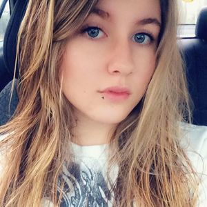 Meet your Posher, Carolyn